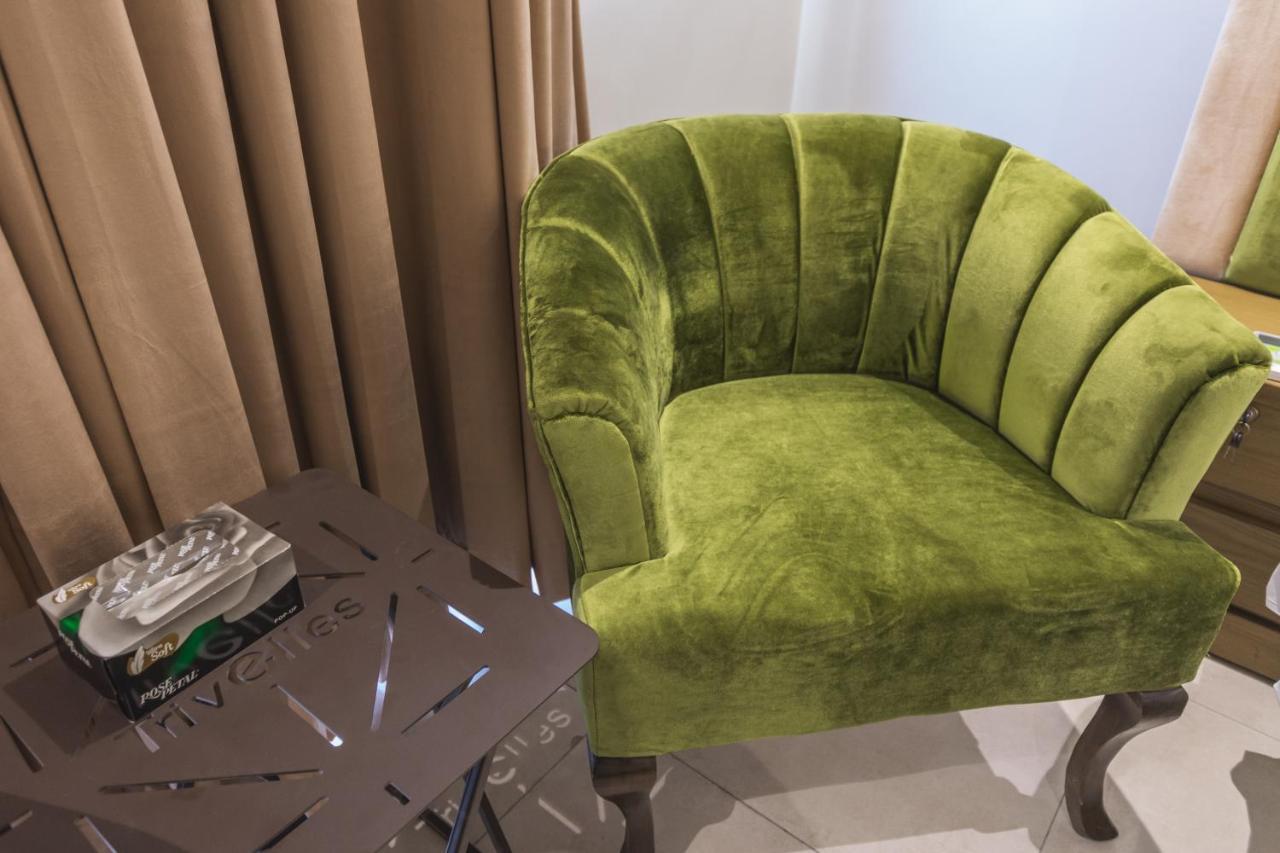 Trivelles Executive Suites Ισλαμαμπάντ Εξωτερικό φωτογραφία